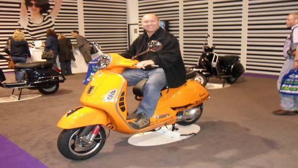 Vespa - I dont want one in this colour !!!!!