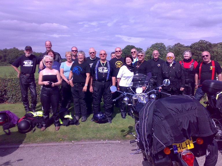 Group Photo at the Highwayman Cafe