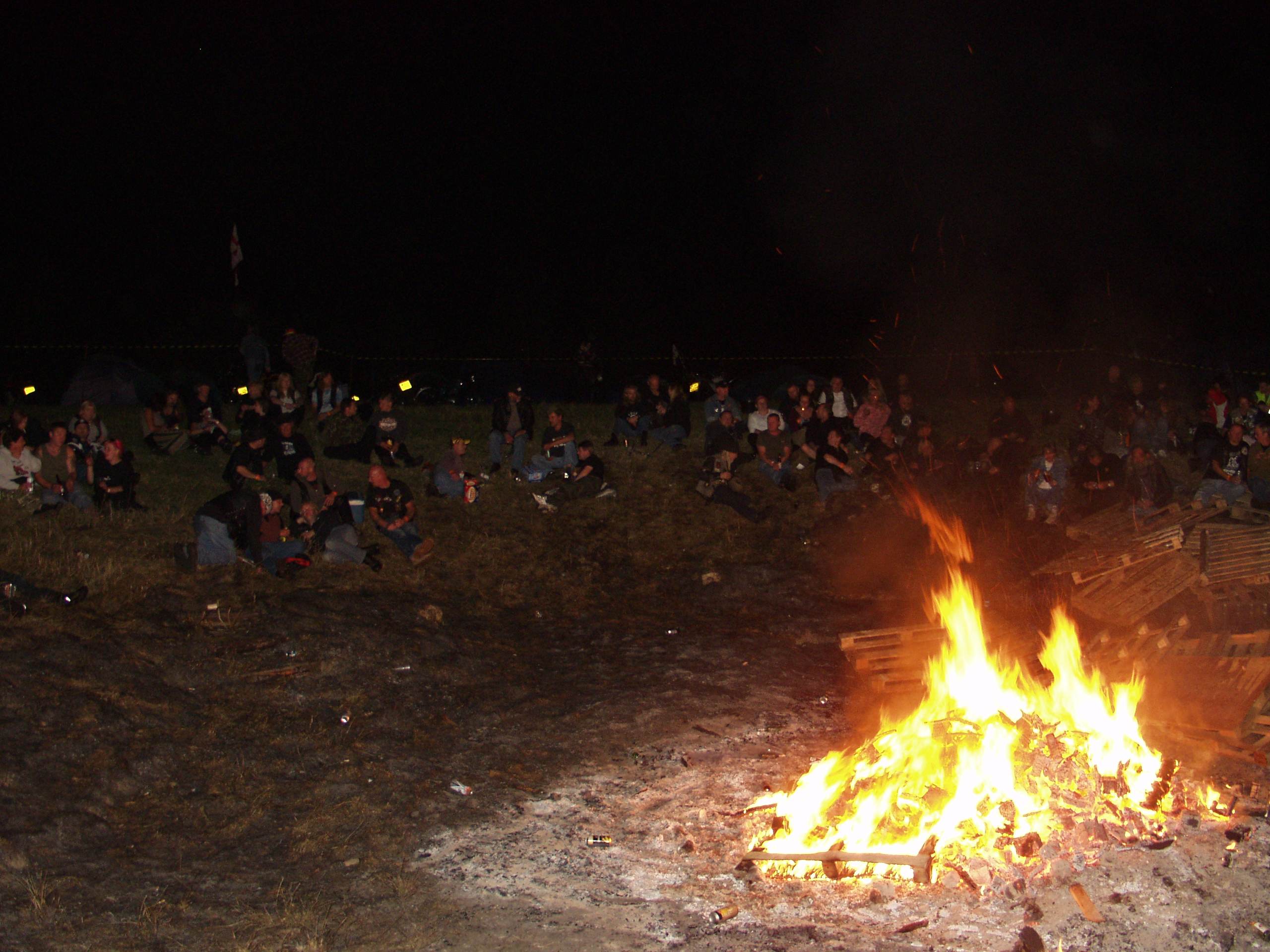 Saturdays Bonfire, which without the help of our Happy Rally Goers, wouldn't have happened